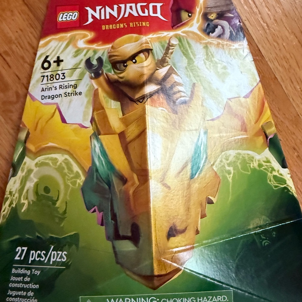 LEGO Ninjago Red and Green Building Sets - Picture 3 of 5